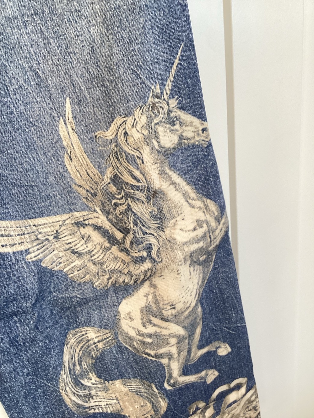 Anthropologie Low Rise Wide Leg Jeans Pilcro New 27 Zbo Roman Lion Unicorn Art - Picture 6 of 15